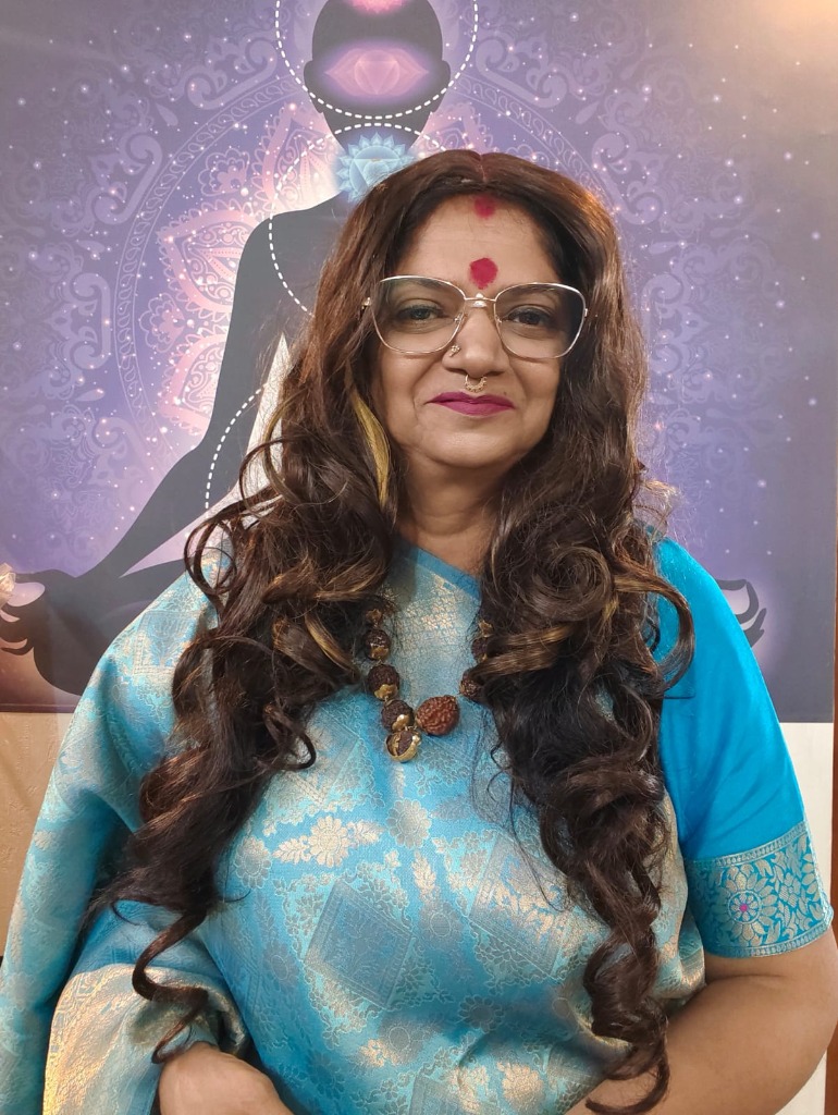Dr. Hina Vijay Oza - Celebrity Astrologer & Grand Master
